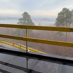 Nová Myslivna: Poslední jeřáb na stavbě