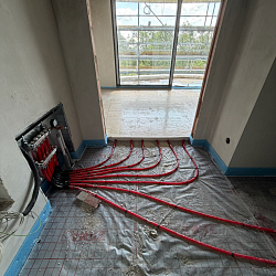 Nová Myslivna: Květen ukazuje technickou i architektonickou náročnost stavby